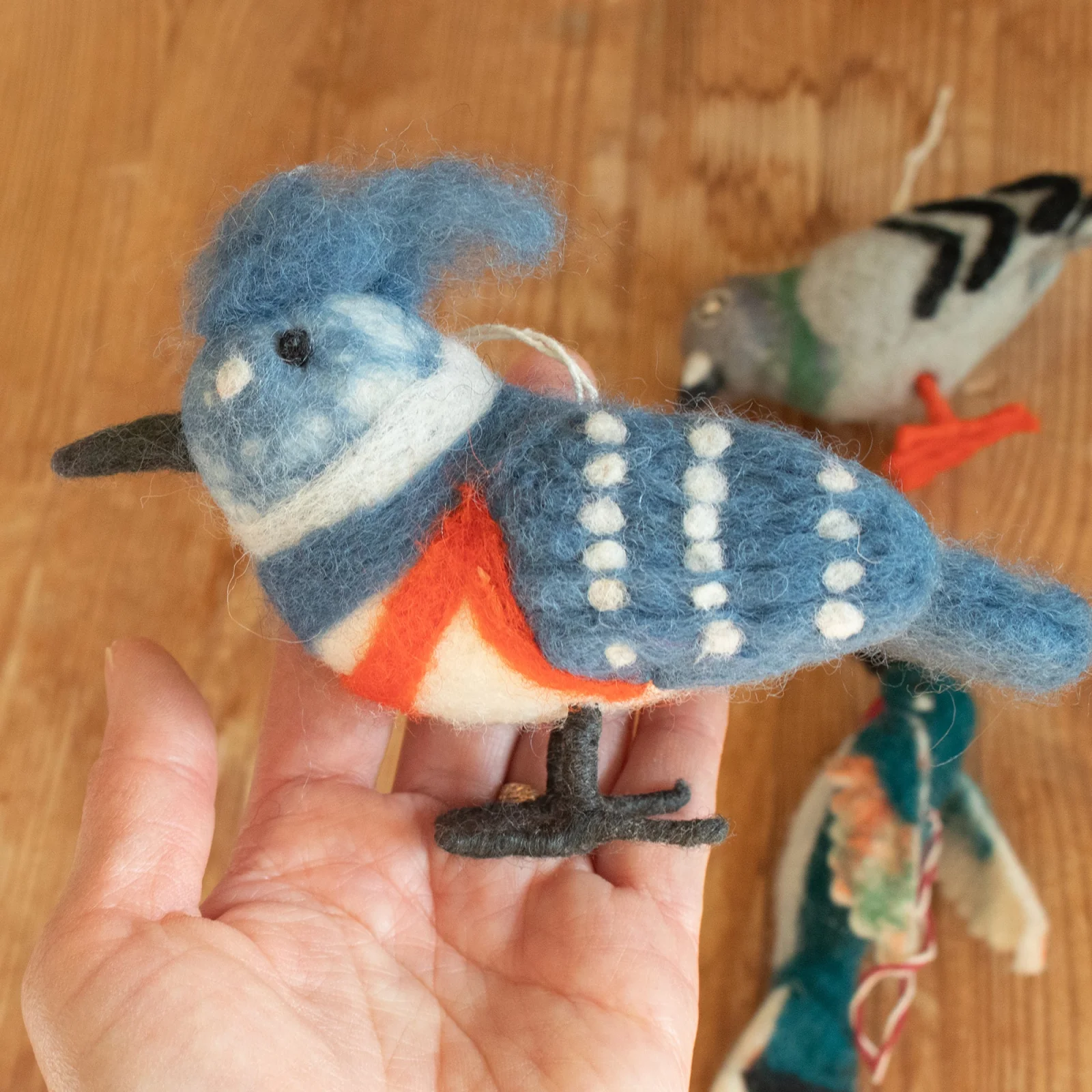 Belted Kingfisher Ornament - Image 3